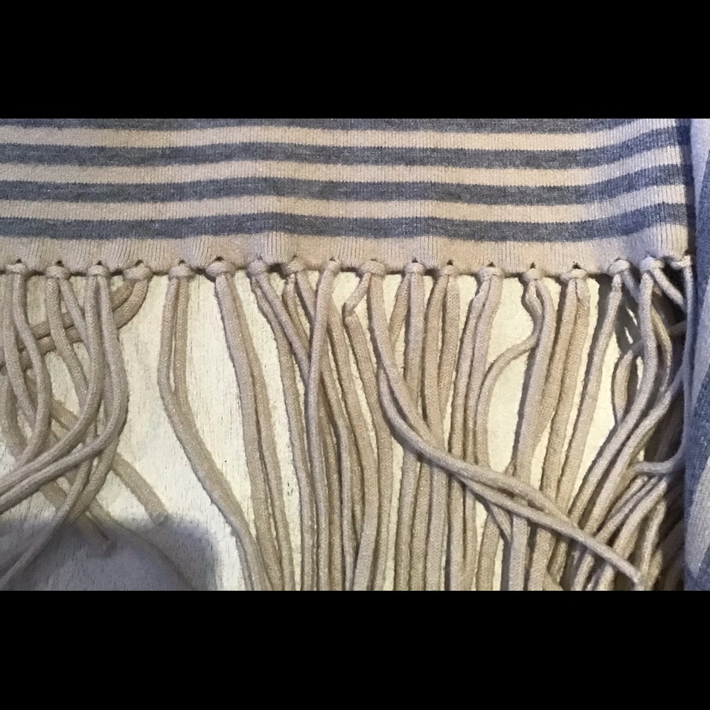 BCBG Poncho - Picture 8 of 13